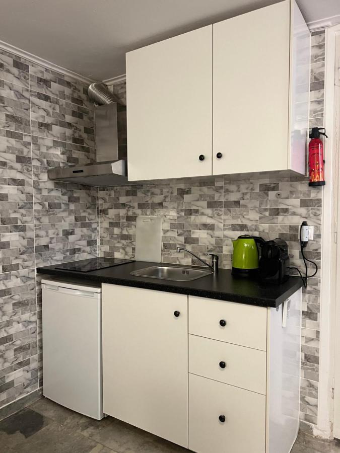 Cosy Guesthouse-Souterrain With Garden In City Center Corinth Εξωτερικό φωτογραφία